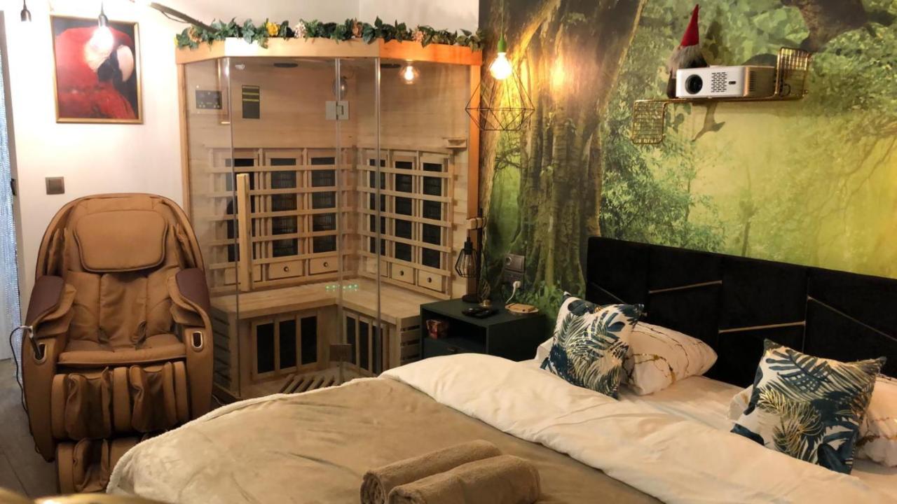 Warszawa Wola Wyjatkowe Studio Z Jacuzzi, Sauna I Fotelem Do Masazu - Exceptional Studio In Warsaw With Jacuzzi, Sauna And Massage Chair Eksteriør bilde