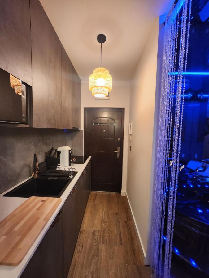Warszawa Wola Wyjatkowe Studio Z Jacuzzi, Sauna I Fotelem Do Masazu - Exceptional Studio In Warsaw With Jacuzzi, Sauna And Massage Chair Eksteriør bilde